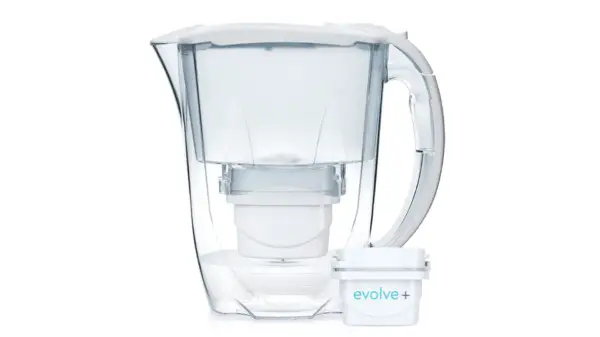4 beneficios de las jarras con filtro de agua para niños y bebés