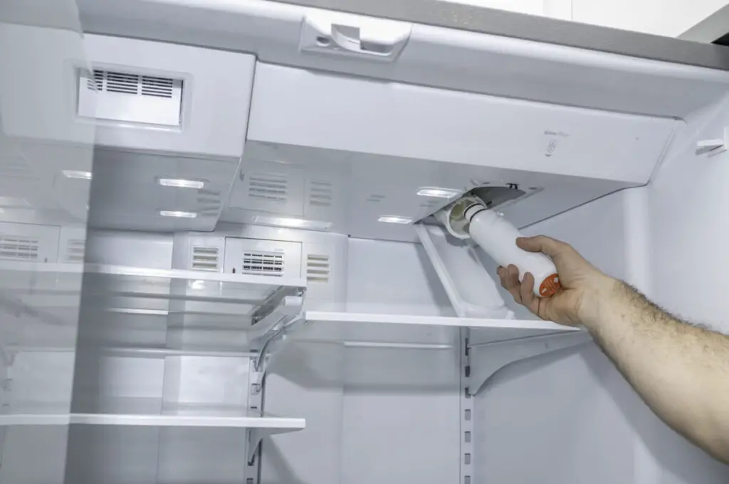 Bypass de filtro: cómo funcionan los refrigeradores sin filtro de agua