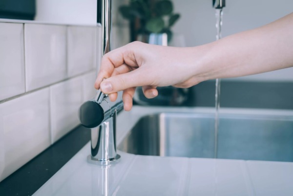 Los 7 mejores métodos para eliminar el hierro del agua de su hogar