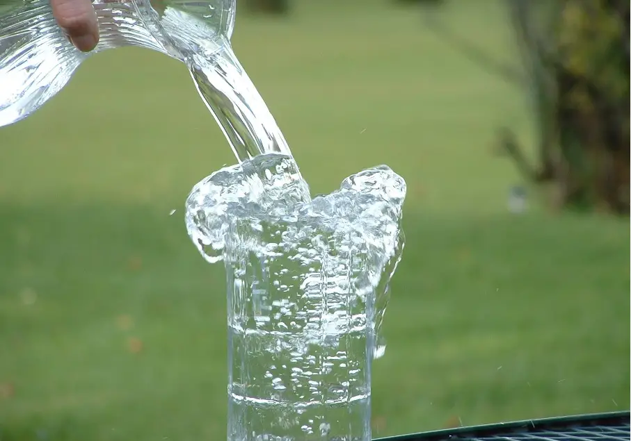 ¿Qué es un sistema de filtración de agua por ósmosis inversa?